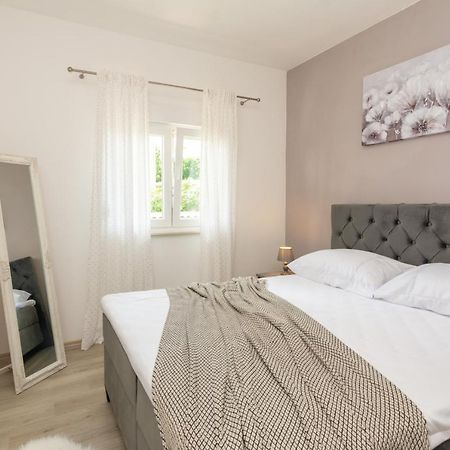 Holiday Home Bibano بيبينيا المظهر الخارجي الصورة