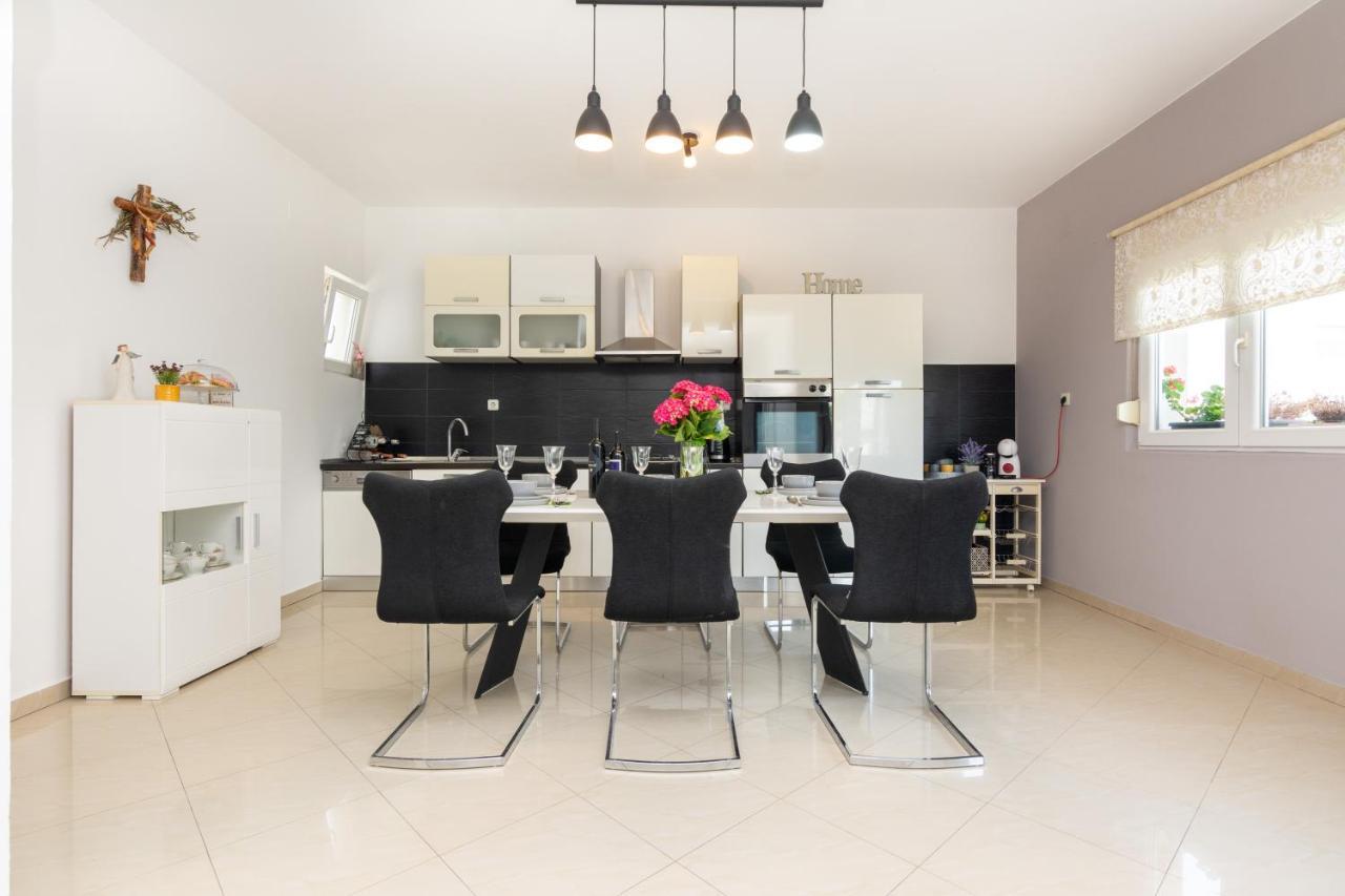 Holiday Home Bibano بيبينيا المظهر الخارجي الصورة