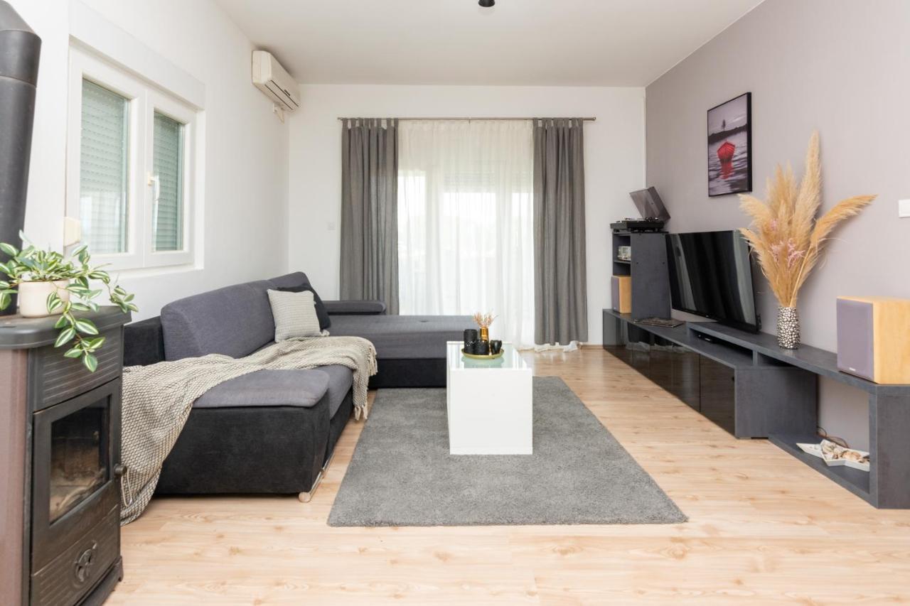 Holiday Home Bibano بيبينيا المظهر الخارجي الصورة