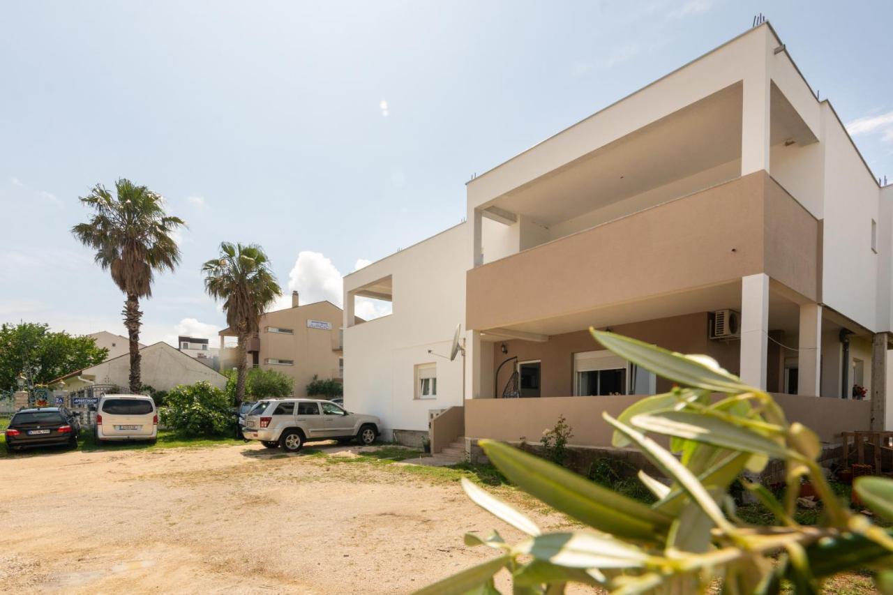 Holiday Home Bibano بيبينيا المظهر الخارجي الصورة